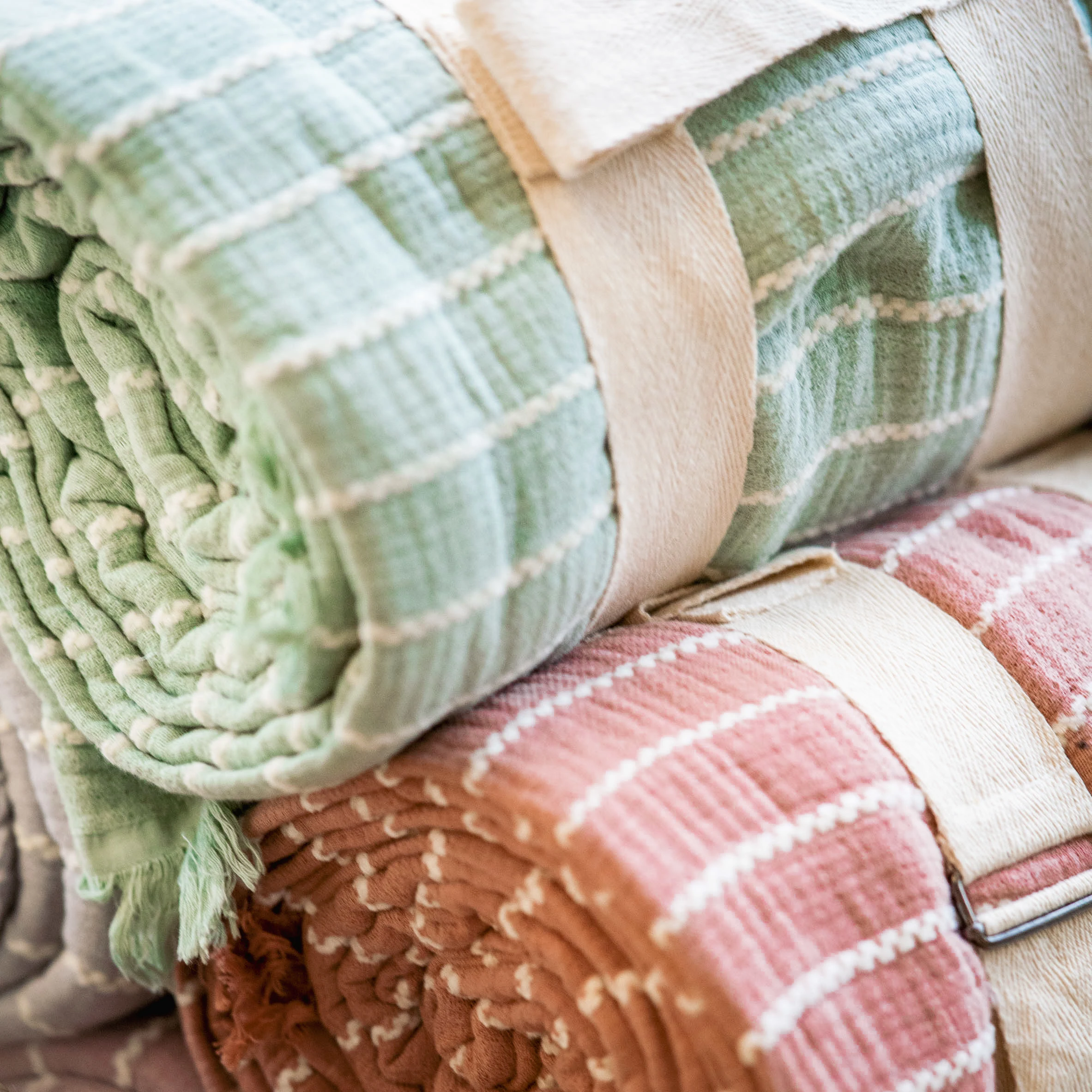 Lorem ipsum dolor sit amet, consectetuer adipiscing elit,