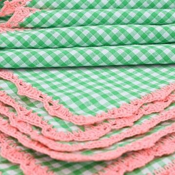 Napkins karo green pink